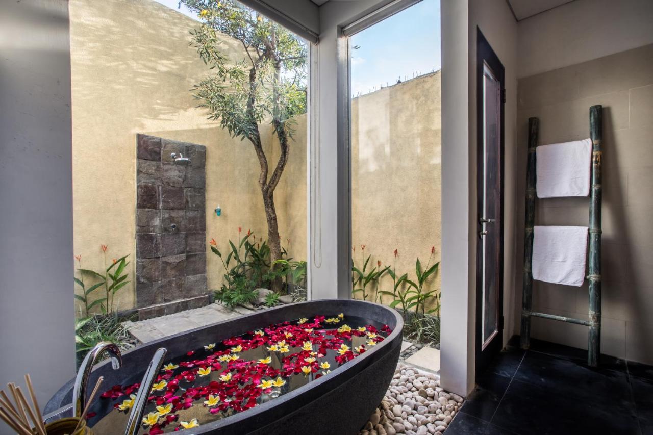 スミニャック Casa Lalitaヴィラ エクステリア 写真